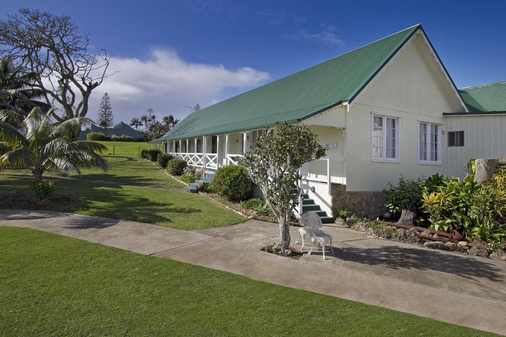 Castaway Norfolk Island Hotel Burnt Pine Bagian luar foto