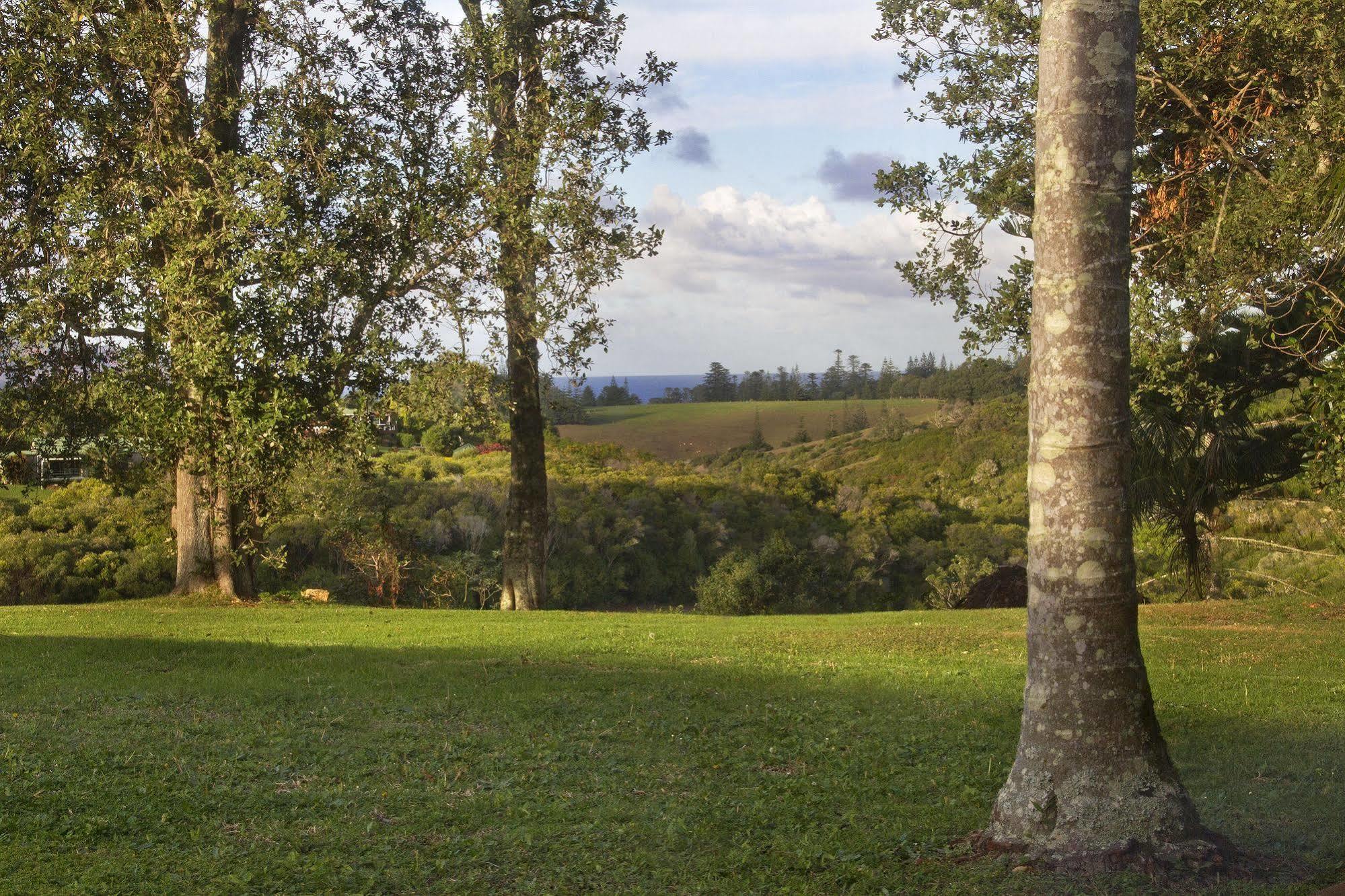 Castaway Norfolk Island Hotel Burnt Pine Bagian luar foto